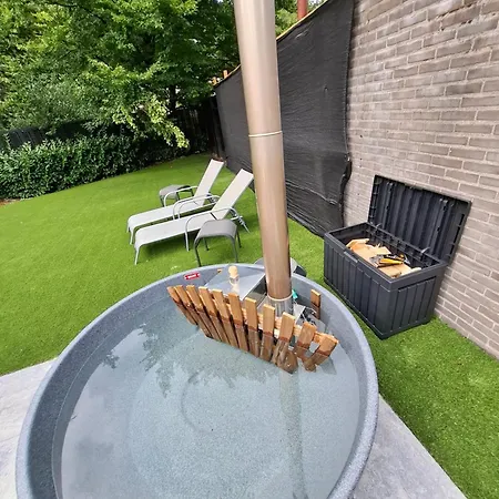 Forest Gated And Private Villa Luyksgestel